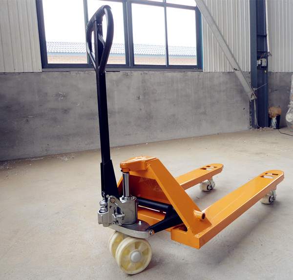 地牛廠家展示3T地牛產(chǎn)品--河北東圣吊索具制造有限公司--小型攪拌機(jī)|石材夾具|液壓堆高車|手動叉車