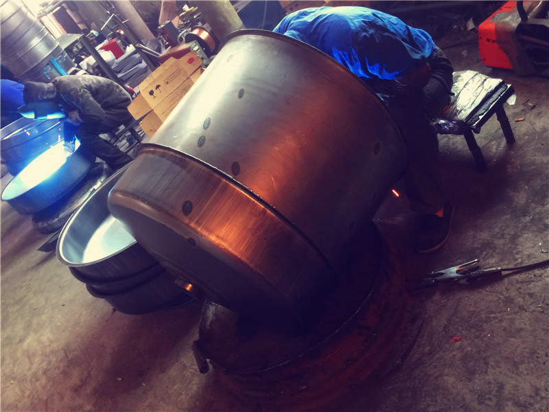 小型攪拌機(jī)內(nèi)部焊接技術(shù),保證無(wú)縫焊接--河北東圣吊索具制造有限公司--小型攪拌機(jī)|石材夾具|液壓堆高車(chē)|手動(dòng)叉車(chē)