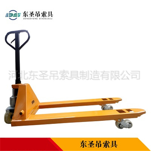 手動液壓叉車搬運車產(chǎn)品手動操作柄展示--河北東圣吊索具制造有限公司--小型攪拌機|石材夾具|液壓堆高車|手動叉車