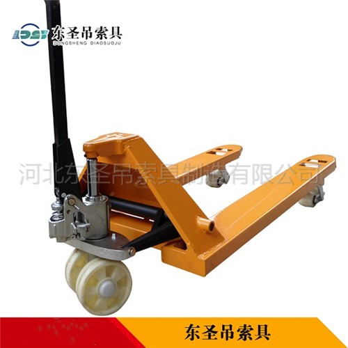 手動(dòng)液壓式叉車--河北東圣吊索具制造有限公司--手動(dòng)叉車|液壓堆高車|小型攪拌機(jī)|石材夾具