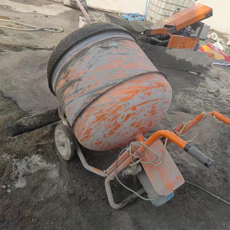臥式小型攪拌機(jī)攪拌好的水泥砂漿不能倒入小推車?yán)锩?> 
          
          <img class=